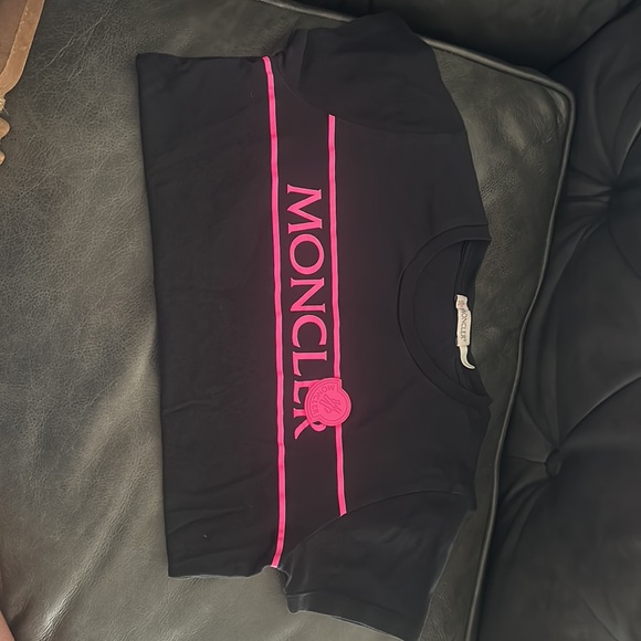 Moncler T-shirt - Picture 2 of 4